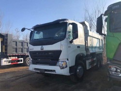 Sinotruk Howo A7 6X4 dump truck