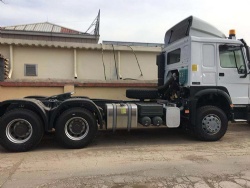 Howo 420hp truck head price